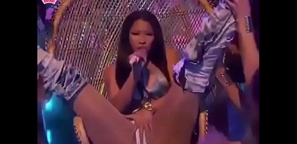  NICKI MINAJ Best Sexiest moments of performance